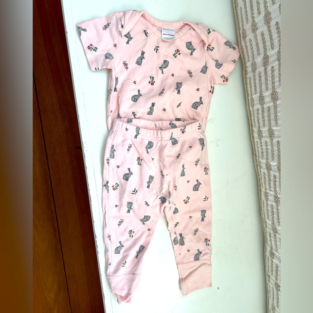 Hanna Anderssen Onesie & Matching Bunny Pants Set *Like New* 12-18 mo